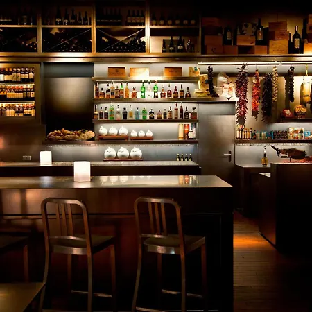 Renaissance Barcelona Fira Hotell
