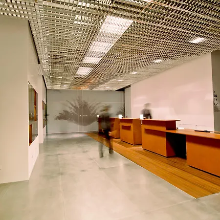 Renaissance Barcelona Fira 4*