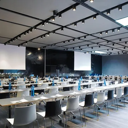 Renaissance Barcelona Fira Hotel 4*