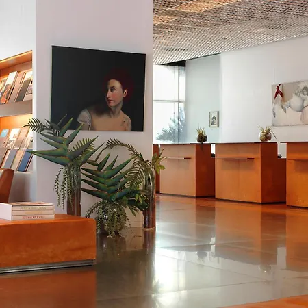 Renaissance Barcelona Fira 4*