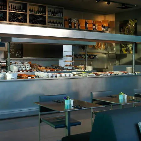 Hotel Renaissance Barcelona Fira