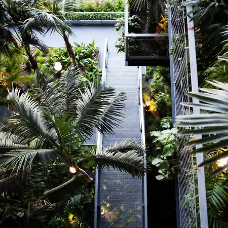 Hotel Renaissance Barcelona Fira 4*