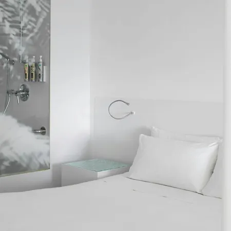 Hotel Renaissance Barcelona Fira 4*